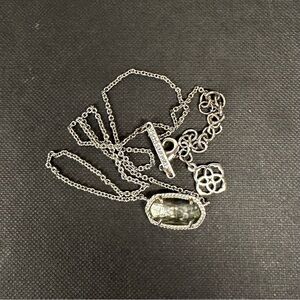 Kendra Scott Elisa Silver Pendant Necklace in Black Mother of Pearl
